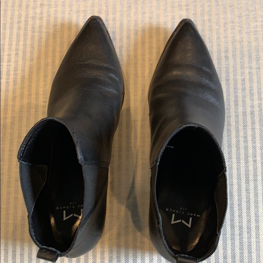 Black Chelsea boots